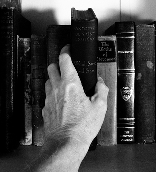 Illustration for article titled How Reading Novels Can Make You A Better Person